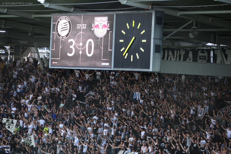 Sturm Graz - Salzburg
Oesterreichische Fussball Bundesliga, 1. Runde, SK Sturm Graz - FC RB Salzburg, Stadion Liebenau Graz, 23.07.2016. 

Foto zeigt Fans von Sturm
