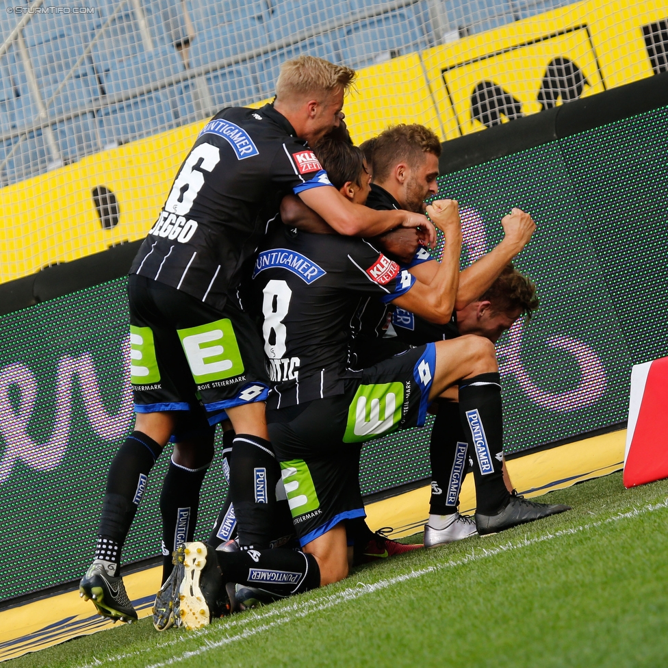 Sturm Graz - Salzburg
Oesterreichische Fussball Bundesliga, 1. Runde, SK Sturm Graz - FC RB Salzburg, Stadion Liebenau Graz, 23.07.2016. 

Foto zeigt James Jeggo (Sturm), Uros Matic (Sturm), Philipp Huspek (Sturm) und Marc Andre Schmerboeck (Sturm)
Schlüsselwörter: torjubel