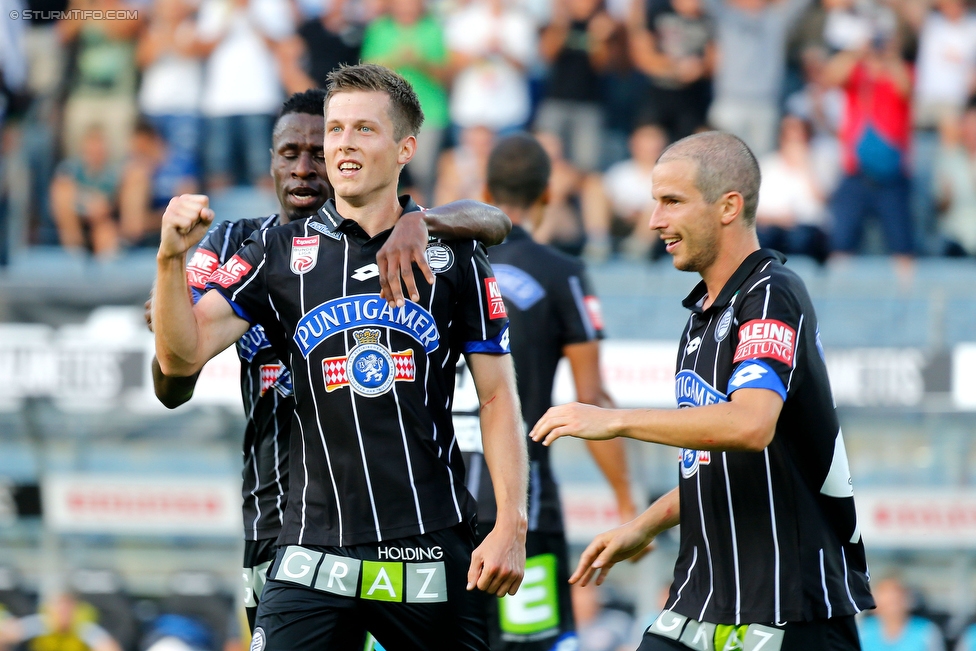 Sturm Graz - Salzburg
Oesterreichische Fussball Bundesliga, 1. Runde, SK Sturm Graz - FC RB Salzburg, Stadion Liebenau Graz, 23.07.2016. 

Foto zeigt Osagie Bright Edomwonyi (Sturm), Deni Alar (Sturm) und Fabian Koch (Sturm)
