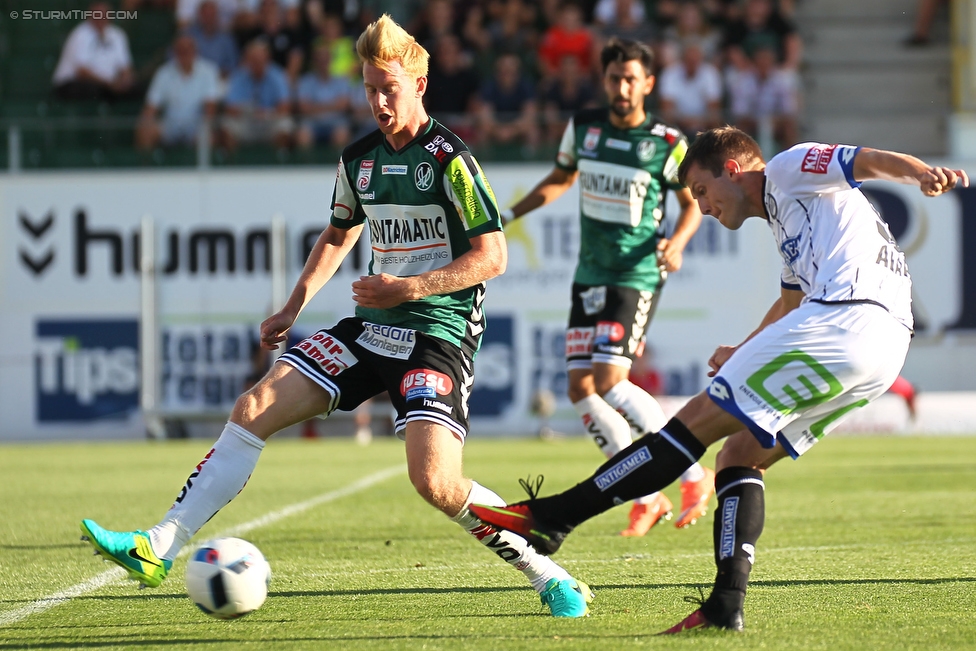 Ried - Sturm Graz
Oesterreichische Fussball Bundesliga, 2. Runde, SV Ried - SK Sturm Graz, Arena Ried, 15.05.2016. 

Foto zeigt Thomas Froeschl (Ried) und Deni Alar (Sturm)
