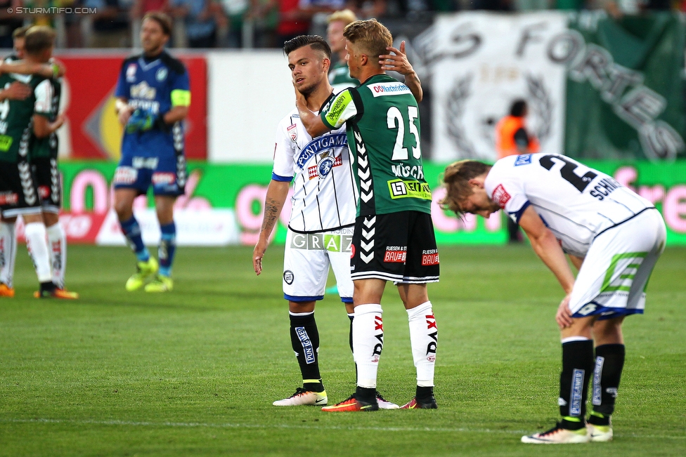 Ried - Sturm Graz
Oesterreichische Fussball Bundesliga, 2. Runde, SV Ried - SK Sturm Graz, Arena Ried, 15.05.2016. 

Foto zeigt Sascha Horvath (Sturm), Patrick Moeschl (Ried) und Marc Andre Schmerboeck (Sturm)
Schlüsselwörter: enttaeuschung