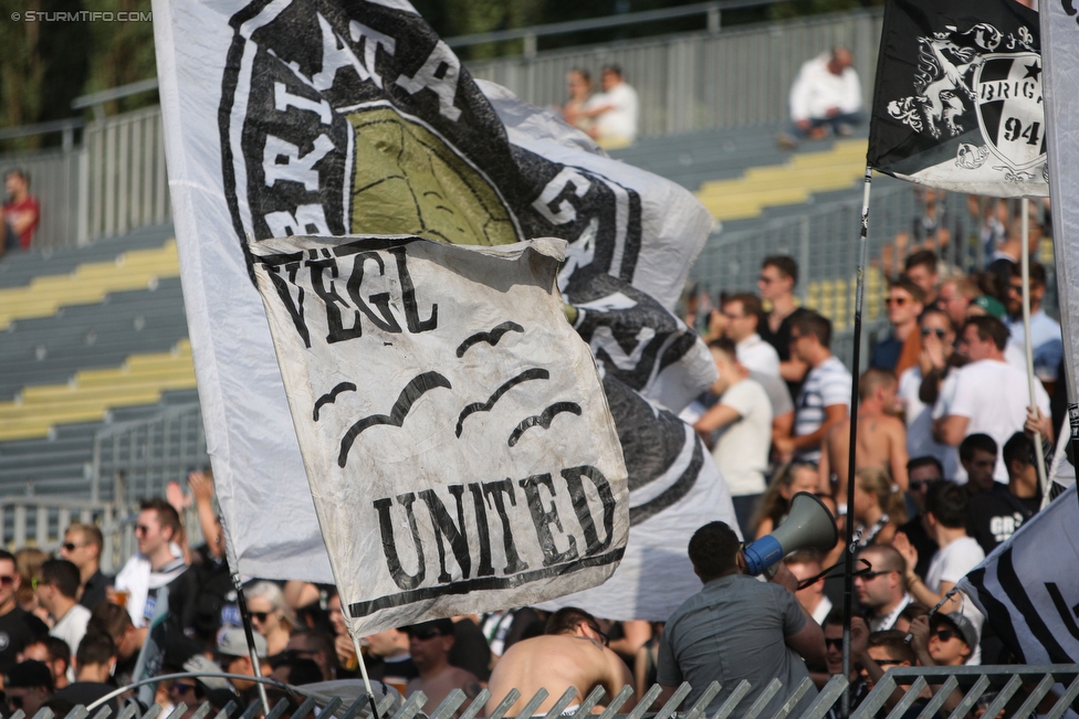 Mattersburg - Sturm Graz
Oesterreichische Fussball Bundesliga, 3. Runde, SV Mattersburg - SK Sturm Graz, Pappelstadion Mattersburg, 06.08.2016. 

Foto zeigt Fans von Sturm
