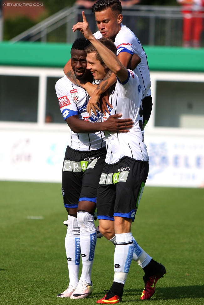 Mattersburg - Sturm Graz
Oesterreichische Fussball Bundesliga, 3. Runde, SV Mattersburg - SK Sturm Graz, Pappelstadion Mattersburg, 06.08.2016. 

Foto zeigt Osagie Bright Edomwonyi (Sturm), Deni Alar (Sturm) und Sascha Horvath (Sturm)
Schlüsselwörter: torjubel