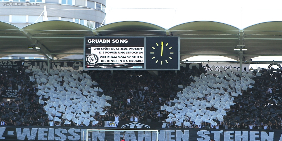 Sturm Graz - Austria Wien
Oesterreichische Fussball Bundesliga, 4. Runde, SK Sturm Graz - FK Austria Wien, Stadion Liebenau Graz, 14.08.2016. 

Foto zeigt Fans von Sturm mit einer Choreografie
