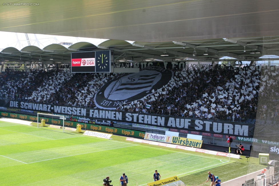 Sturm Graz - Austria Wien
Oesterreichische Fussball Bundesliga, 4. Runde, SK Sturm Graz - FK Austria Wien, Stadion Liebenau Graz, 14.08.2016. 

Foto zeigt Fans von Sturm mit einer Choreografie
