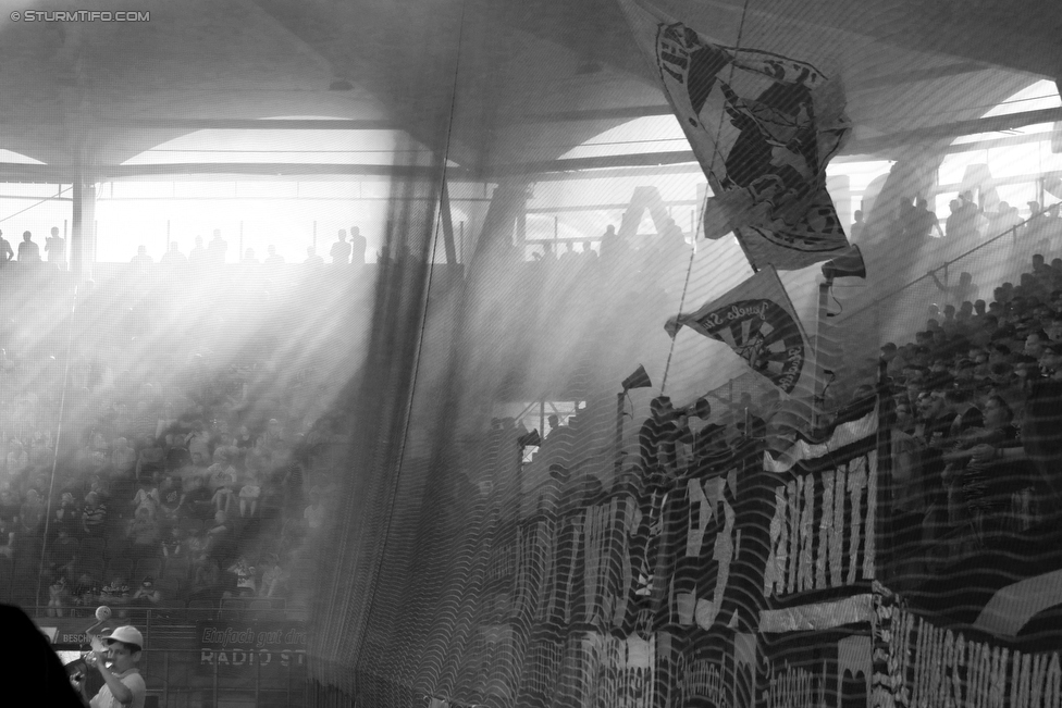 Sturm Graz - Austria Wien
Oesterreichische Fussball Bundesliga, 4. Runde, SK Sturm Graz - FK Austria Wien, Stadion Liebenau Graz, 14.08.2016. 

Foto zeigt Fans von Sturm
