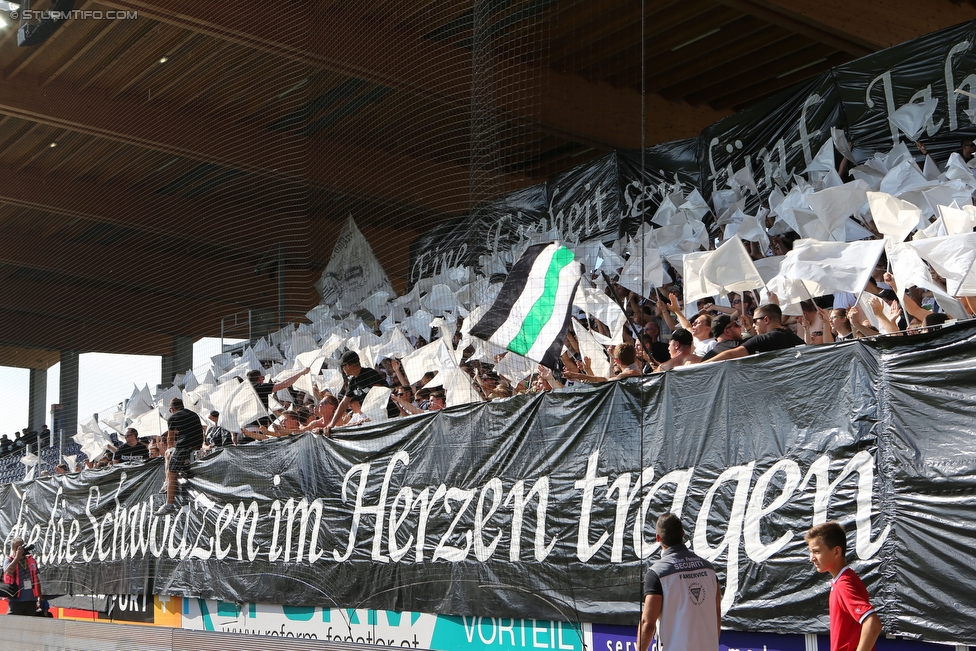 St. Poelten - Sturm Graz
Oesterreichische Fussball Bundesliga, 5. Runde, SKN St. Poelten - SK Sturm Graz, Arena St. Poelten, 20.08.2016. 

Foto zeigt Fans von Sturm
