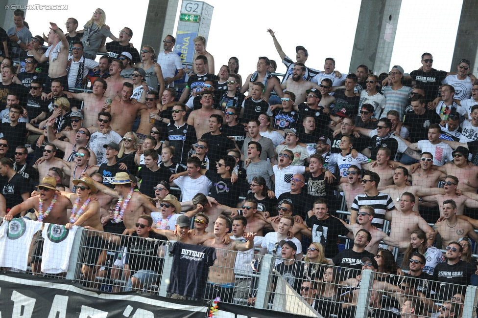 St. Poelten - Sturm Graz
Oesterreichische Fussball Bundesliga, 5. Runde, SKN St. Poelten - SK Sturm Graz, Arena St. Poelten, 20.08.2016. 

Foto zeigt Fans von Sturm
