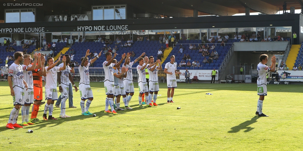 St. Poelten - Sturm Graz
Oesterreichische Fussball Bundesliga, 5. Runde, SKN St. Poelten - SK Sturm Graz, Arena St. Poelten, 20.08.2016. 

Foto zeigt die Mannschaft von Sturm
