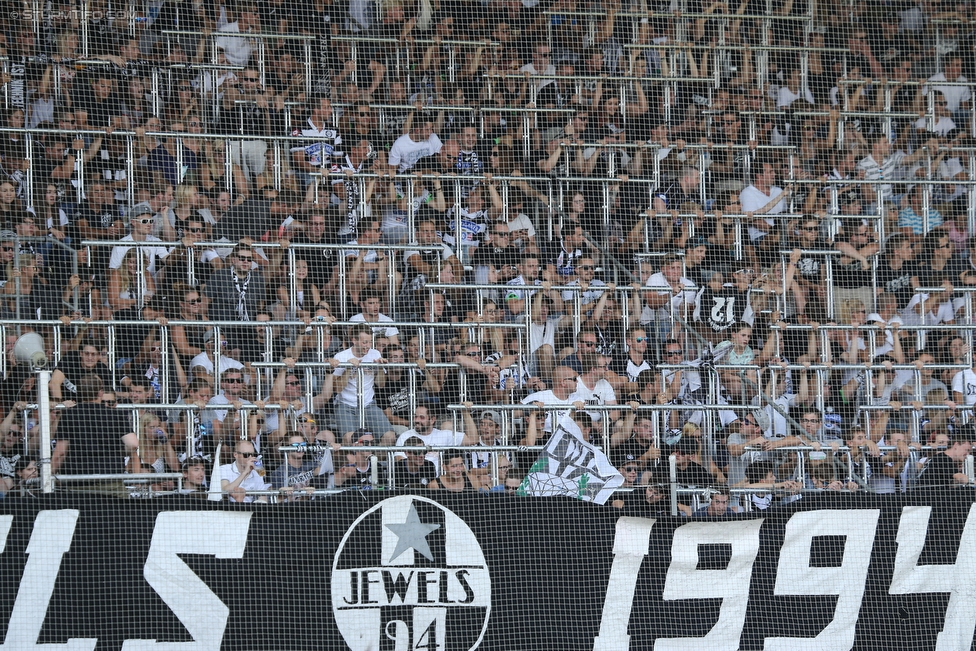 Sturm Graz - Altach
Oesterreichische Fussball Bundesliga, 6. Runde, SK Sturm Graz - SC Rheindorf Altach, Stadion Liebenau Graz, 27.08.2016. 

Foto zeigt Fans von Sturm
