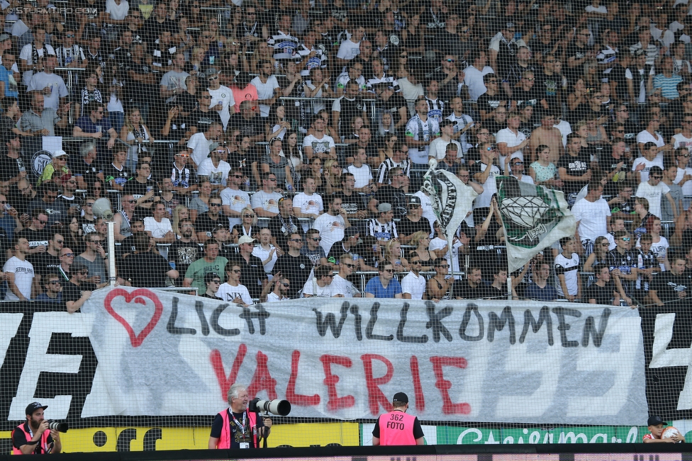 Sturm Graz - Altach
Oesterreichische Fussball Bundesliga, 6. Runde, SK Sturm Graz - SC Rheindorf Altach, Stadion Liebenau Graz, 27.08.2016. 

Foto zeigt Fans von Sturm mit einem Spruchband
