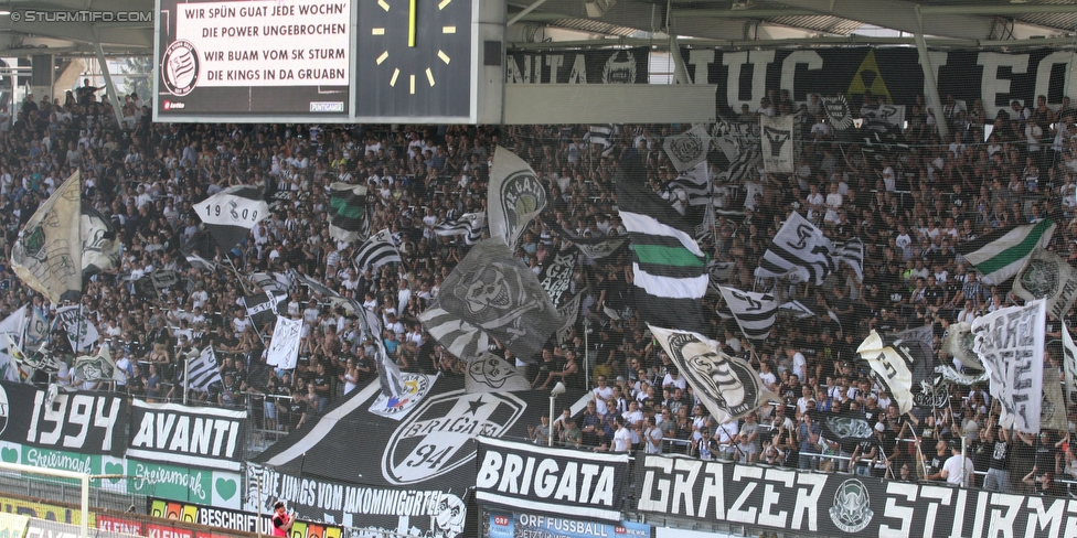 Sturm Graz - Altach
Oesterreichische Fussball Bundesliga, 6. Runde, SK Sturm Graz - SC Rheindorf Altach, Stadion Liebenau Graz, 27.08.2016. 

Foto zeigt Fans von Sturm
