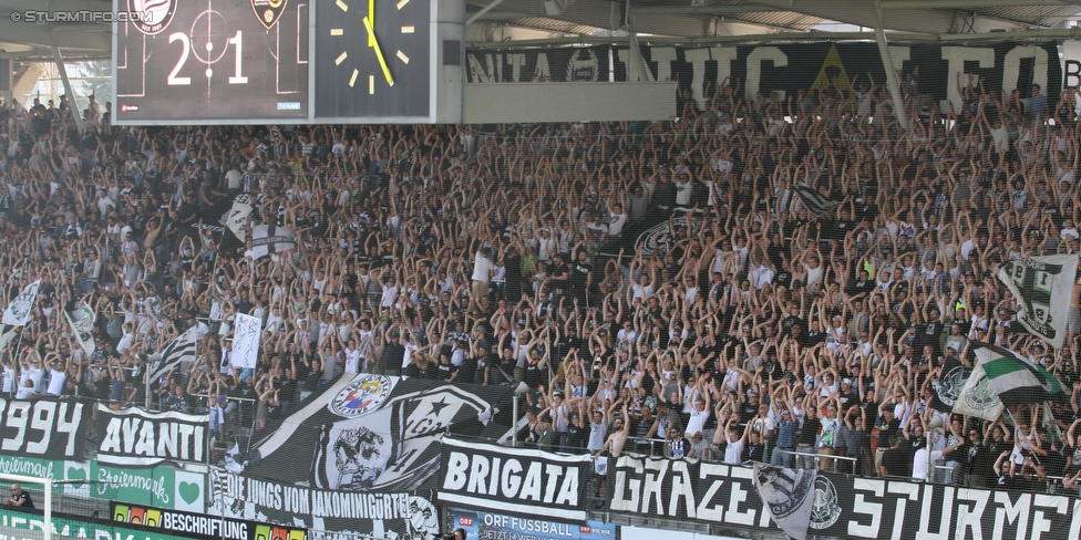 Sturm Graz - Altach
Oesterreichische Fussball Bundesliga, 6. Runde, SK Sturm Graz - SC Rheindorf Altach, Stadion Liebenau Graz, 27.08.2016. 

Foto zeigt Fans von Sturm
