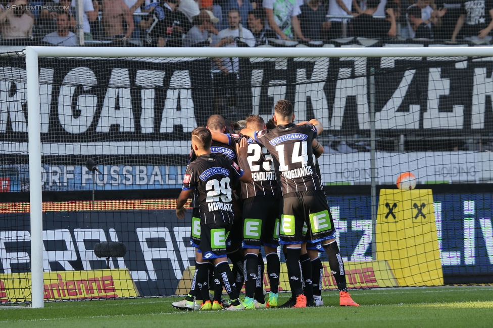 Sturm Graz - Altach
Oesterreichische Fussball Bundesliga, 6. Runde, SK Sturm Graz - SC Rheindorf Altach, Stadion Liebenau Graz, 27.08.2016. 

Foto zeigt die Mannschaft von Sturm
Schlüsselwörter: torjubel