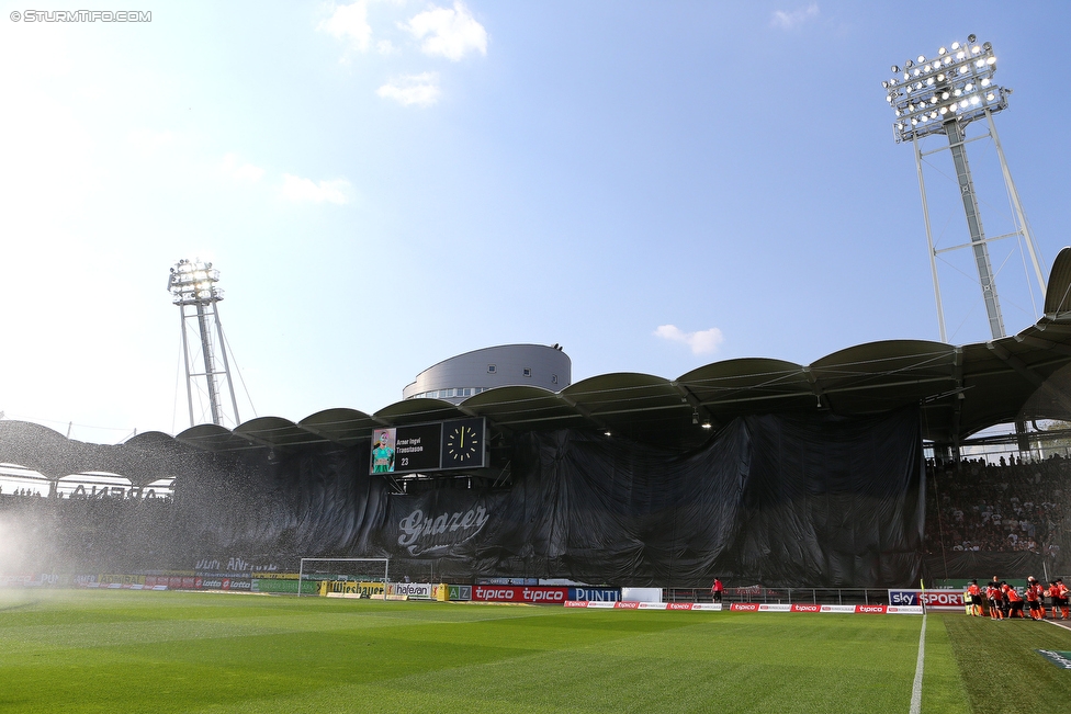 Sturm Graz - Rapid Wien
Oesterreichische Fussball Bundesliga, 7. Runde, SK Sturm Graz - SK Rapid Wien, Stadion Liebenau Graz, 10.09.2016. 

Foto zeigt Fans von Sturm mit einer Choreografie
