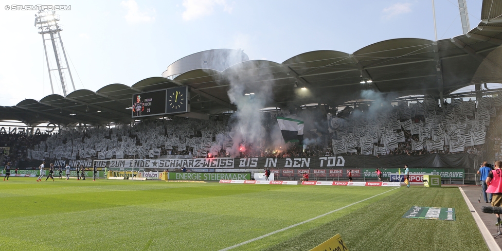 Sturm Graz - Rapid Wien
Oesterreichische Fussball Bundesliga, 7. Runde, SK Sturm Graz - SK Rapid Wien, Stadion Liebenau Graz, 10.09.2016. 

Foto zeigt Fans von Sturm mit einer Choreografie
