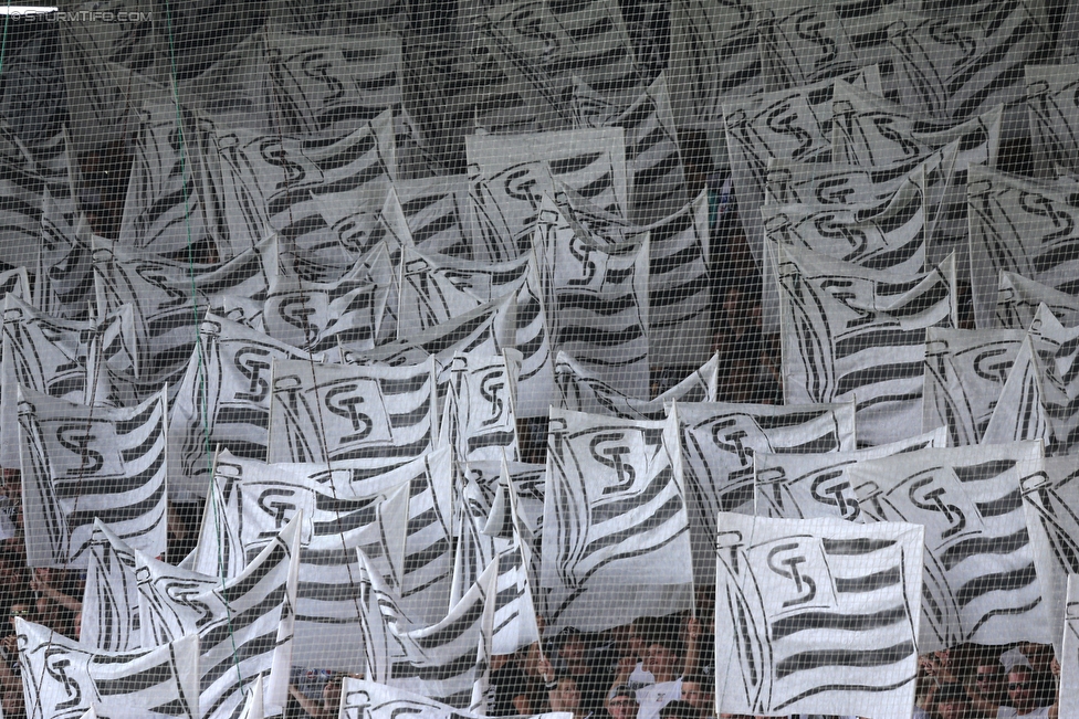 Sturm Graz - Rapid Wien
Oesterreichische Fussball Bundesliga, 7. Runde, SK Sturm Graz - SK Rapid Wien, Stadion Liebenau Graz, 10.09.2016. 

Foto zeigt Fans von Sturm mit einer Choreografie
