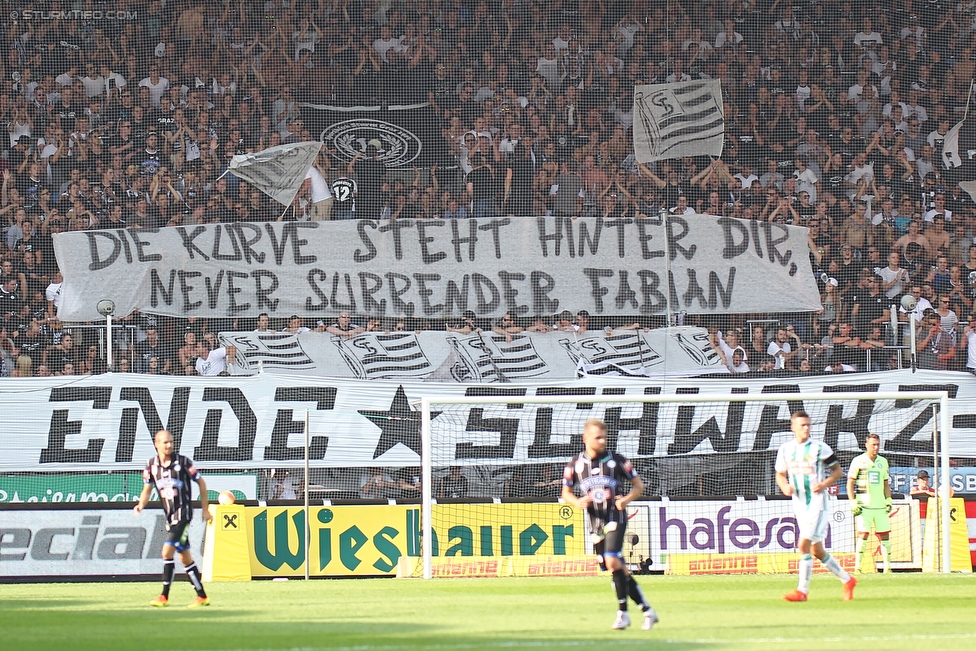 Sturm Graz - Rapid Wien
Oesterreichische Fussball Bundesliga, 7. Runde, SK Sturm Graz - SK Rapid Wien, Stadion Liebenau Graz, 10.09.2016. 

Foto zeigt Fans von Sturm mit einem Spruchband
