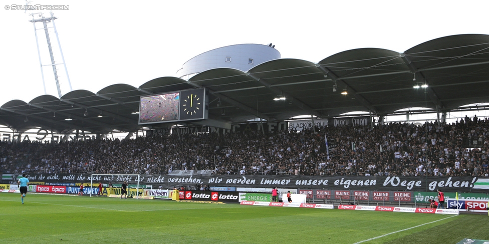 Sturm Graz - Rapid Wien
Oesterreichische Fussball Bundesliga, 7. Runde, SK Sturm Graz - SK Rapid Wien, Stadion Liebenau Graz, 10.09.2016. 

Foto zeigt Fans von Sturm mit einer Choreografie
Schlüsselwörter: pyrotechnik