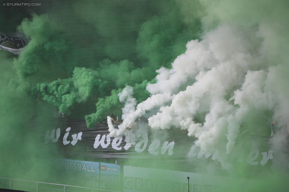 Sturm Graz - Rapid Wien
Oesterreichische Fussball Bundesliga, 7. Runde, SK Sturm Graz - SK Rapid Wien, Stadion Liebenau Graz, 10.09.2016. 

Foto zeigt Fans von Sturm mit einer Choreografie
Schlüsselwörter: pyrotechnik