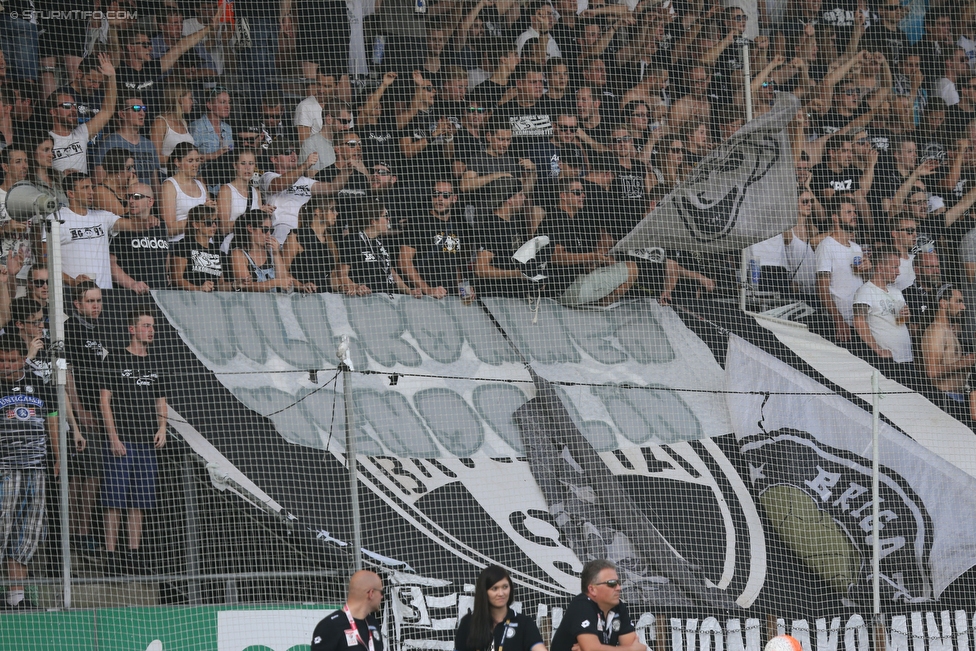 Sturm Graz - Rapid Wien
Oesterreichische Fussball Bundesliga, 7. Runde, SK Sturm Graz - SK Rapid Wien, Stadion Liebenau Graz, 10.09.2016. 

Foto zeigt Fans von Sturm mit einem Spruchband
