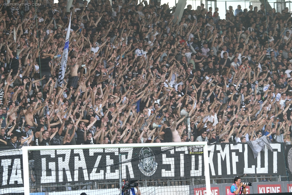 Sturm Graz - Rapid Wien
Oesterreichische Fussball Bundesliga, 7. Runde, SK Sturm Graz - SK Rapid Wien, Stadion Liebenau Graz, 10.09.2016. 

Foto zeigt Fans von Sturm
