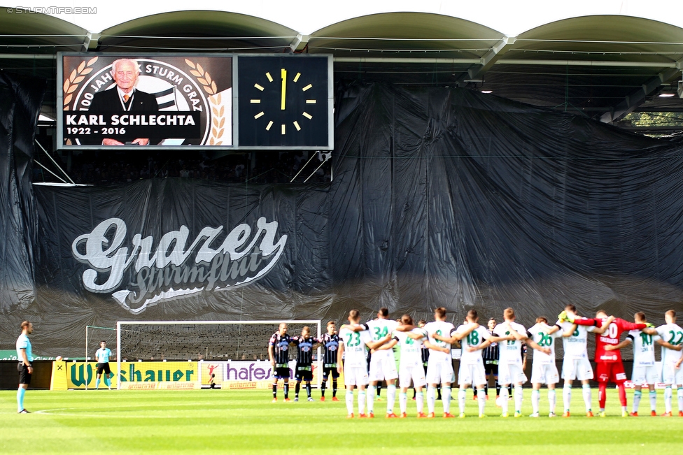 Sturm Graz - Rapid Wien
Oesterreichische Fussball Bundesliga, 7. Runde, SK Sturm Graz - SK Rapid Wien, Stadion Liebenau Graz, 10.09.2016. 

Foto zeigt eine Trauerminute fuer Karl Schlechta (ehem. Trainer Sturm)
