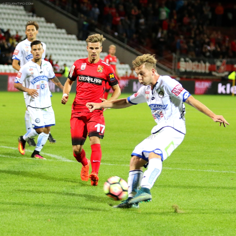 Admira Wacker - Sturm Graz
Oesterreichische Fussball Bundesliga, 8. Runde, FC Admira Wacker Moedling - SK Sturm Graz, Stadion Suedstadt Maria Enzersdorf, 17.09.2016. 

Foto zeigt Dominik Starkl (Admira) und Marc Andre Schmerboeck (Sturm)
