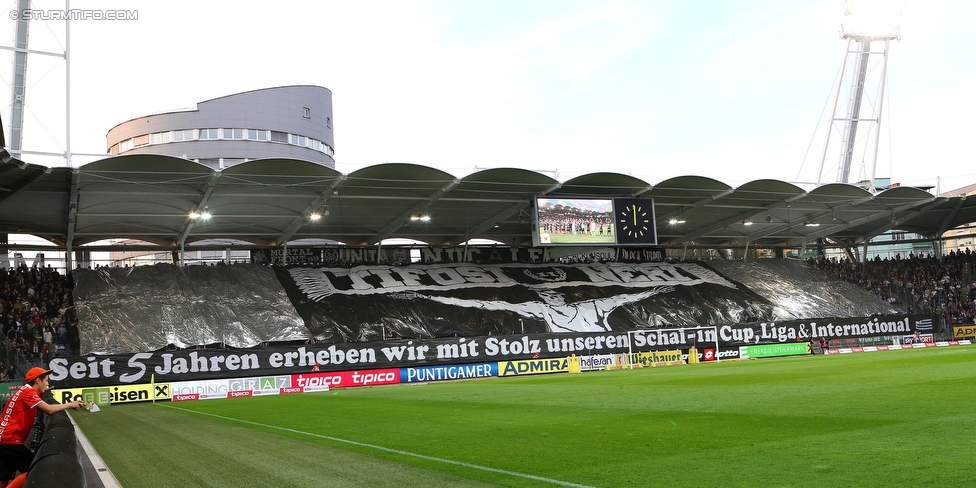 Sturm Graz - Wolfsberg
Oesterreichische Fussball Bundesliga, 9. Runde, SK Sturm Graz - Wolfsberger AC, Stadion Liebenau Graz, 24.09.2016. 

Foto zeigt Fans von Sturm mit einer Choreografie
