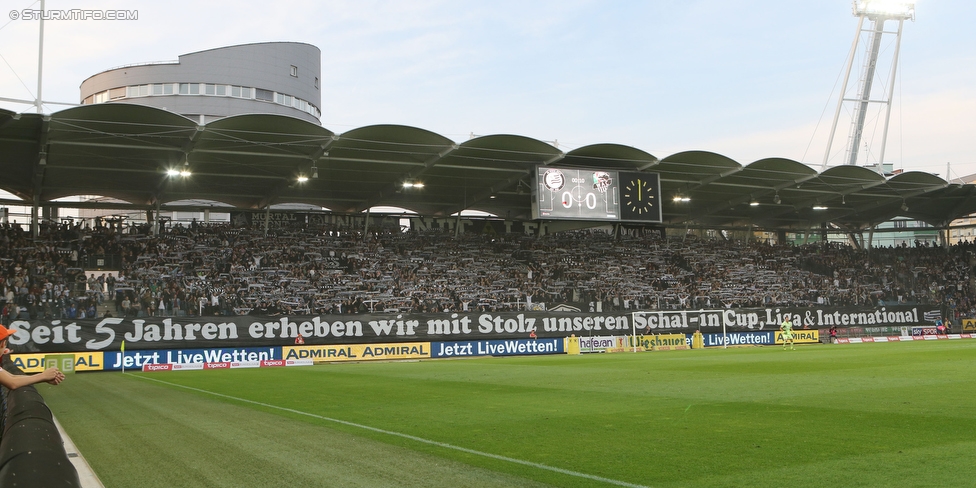 Sturm Graz - Wolfsberg
Oesterreichische Fussball Bundesliga, 9. Runde, SK Sturm Graz - Wolfsberger AC, Stadion Liebenau Graz, 24.09.2016. 

Foto zeigt Fans von Sturm mit einer Choreografie
