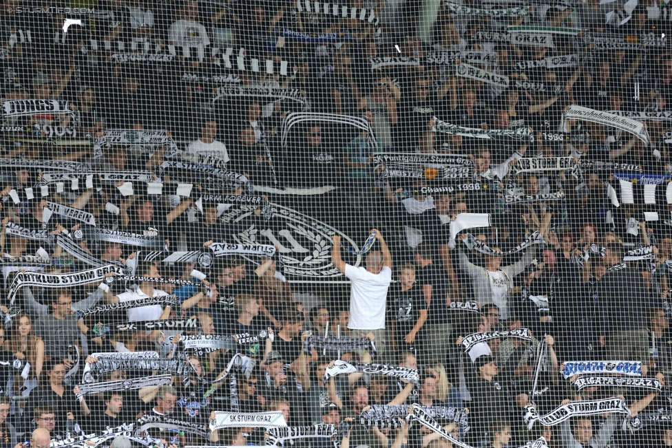 Sturm Graz - Wolfsberg
Oesterreichische Fussball Bundesliga, 9. Runde, SK Sturm Graz - Wolfsberger AC, Stadion Liebenau Graz, 24.09.2016. 

Foto zeigt Fans von Sturm mit einer Choreografie
