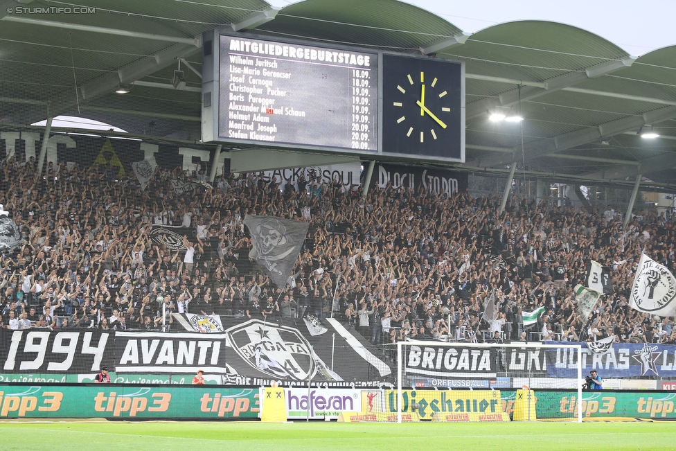 Sturm Graz - Wolfsberg
Oesterreichische Fussball Bundesliga, 9. Runde, SK Sturm Graz - Wolfsberger AC, Stadion Liebenau Graz, 24.09.2016. 

Foto zeigt Fans von Sturm
