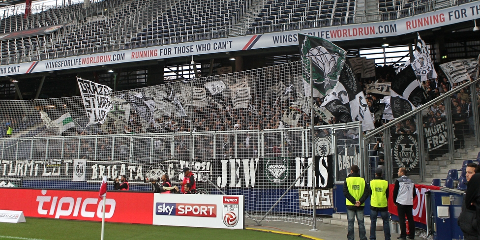 Salzburg - Sturm Graz
Oesterreichische Fussball Bundesliga, 10. Runde, FC RB Salzburg - SK Sturm Graz, Stadion Wals-Siezenheim, 02.10.2016. 

Foto zeigt Fans von Sturm
