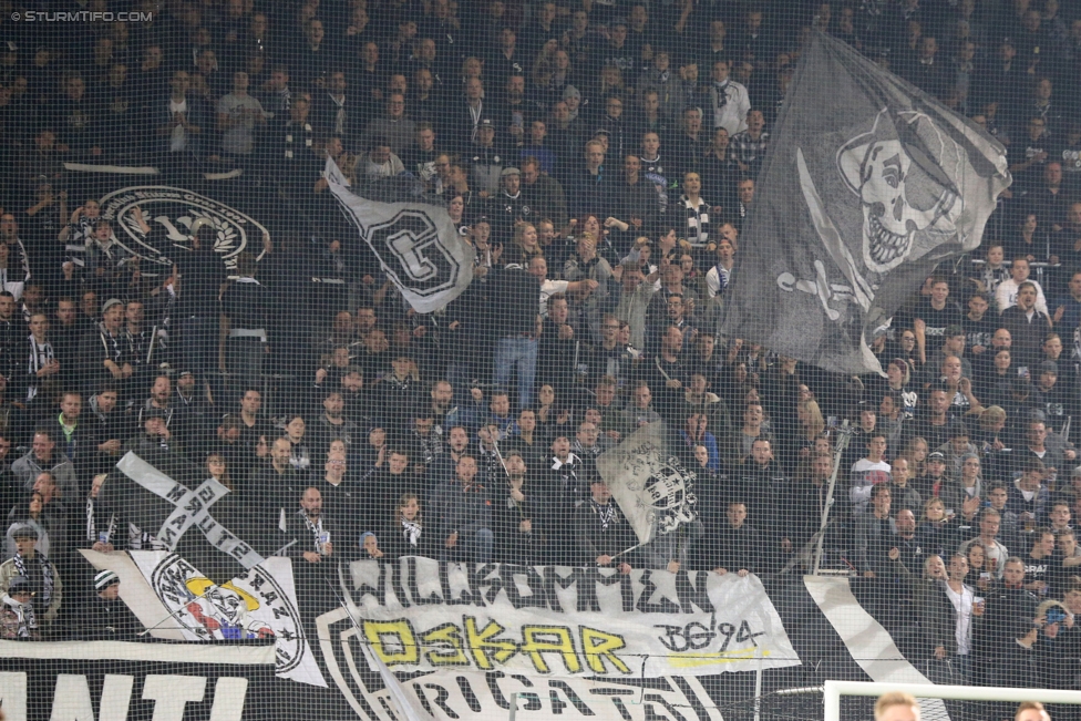 Sturm Graz - Ried
Oesterreichische Fussball Bundesliga, 11. Runde, SK Sturm Graz - SV Ried, Stadion Liebenau Graz, 15.10.2016. 

Foto zeigt Fans von Sturm
