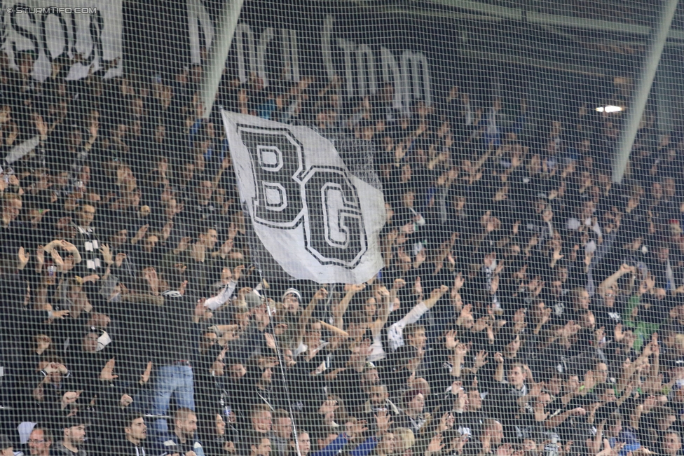 Sturm Graz - Ried
Oesterreichische Fussball Bundesliga, 11. Runde, SK Sturm Graz - SV Ried, Stadion Liebenau Graz, 15.10.2016. 

Foto zeigt Fans von Sturm
