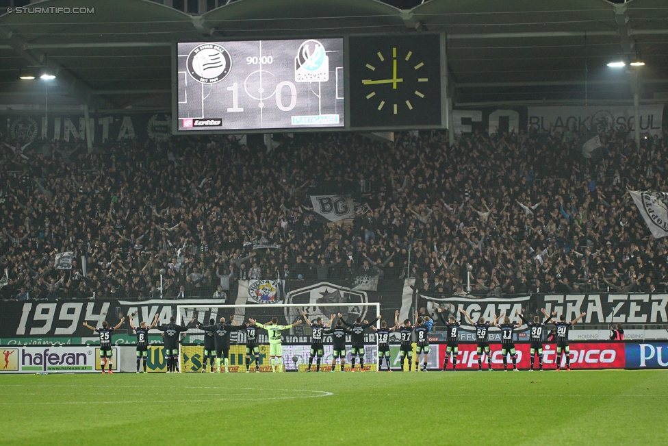 Sturm Graz - Ried
Oesterreichische Fussball Bundesliga, 11. Runde, SK Sturm Graz - SV Ried, Stadion Liebenau Graz, 15.10.2016. 

Foto zeigt Fans von Sturm
