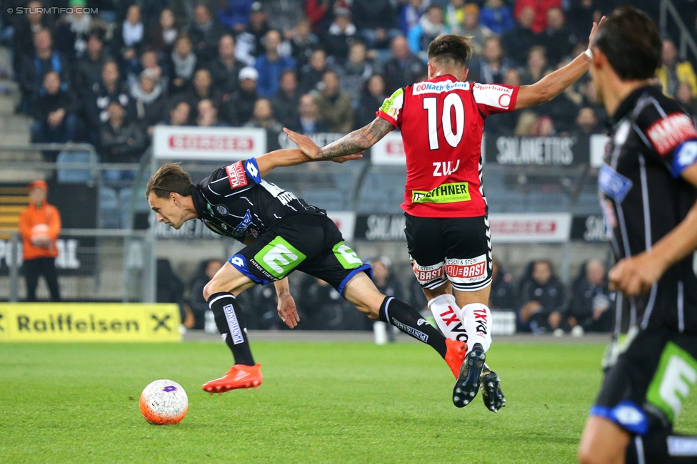 Sturm Graz - Ried
Oesterreichische Fussball Bundesliga, 11. Runde, SK Sturm Graz - SV Ried, Stadion Liebenau Graz, 15.10.2016. 

Foto zeigt Stefan Hierlaender (Sturm) und Peter Zulj (Ried)
