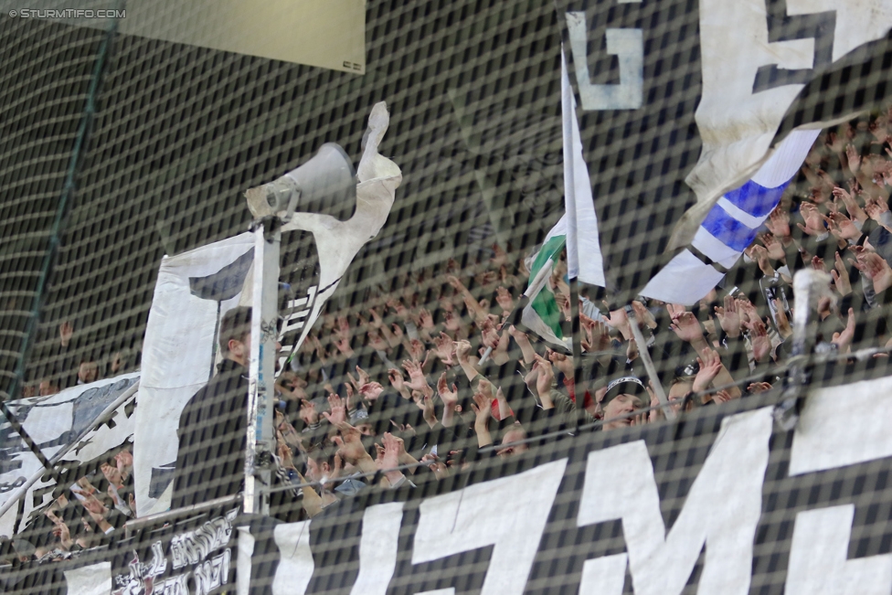 Sturm Graz - Mattersburg
Oesterreichische Fussball Bundesliga, 12. Runde, SK Sturm Graz - SV Mattersburg, Stadion Liebenau Graz, 22.10.2016. 

Foto zeigt Fans von Sturm
