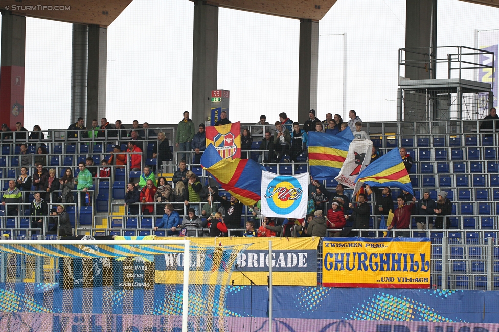 St. Poelten - Sturm Graz
OEFB Cup, 3. Runde, SKN St. Poelten - SK Sturm Graz, Arena St. Poelten, 26.10.2016. 

Foto zeigt Fans von St. Poelten
