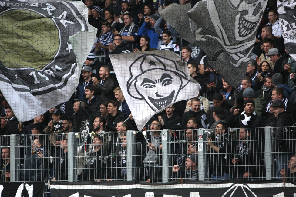 St. Poelten - Sturm Graz
OEFB Cup, 3. Runde, SKN St. Poelten - SK Sturm Graz, Arena St. Poelten, 26.10.2016. 

Foto zeigt Fans von Sturm
