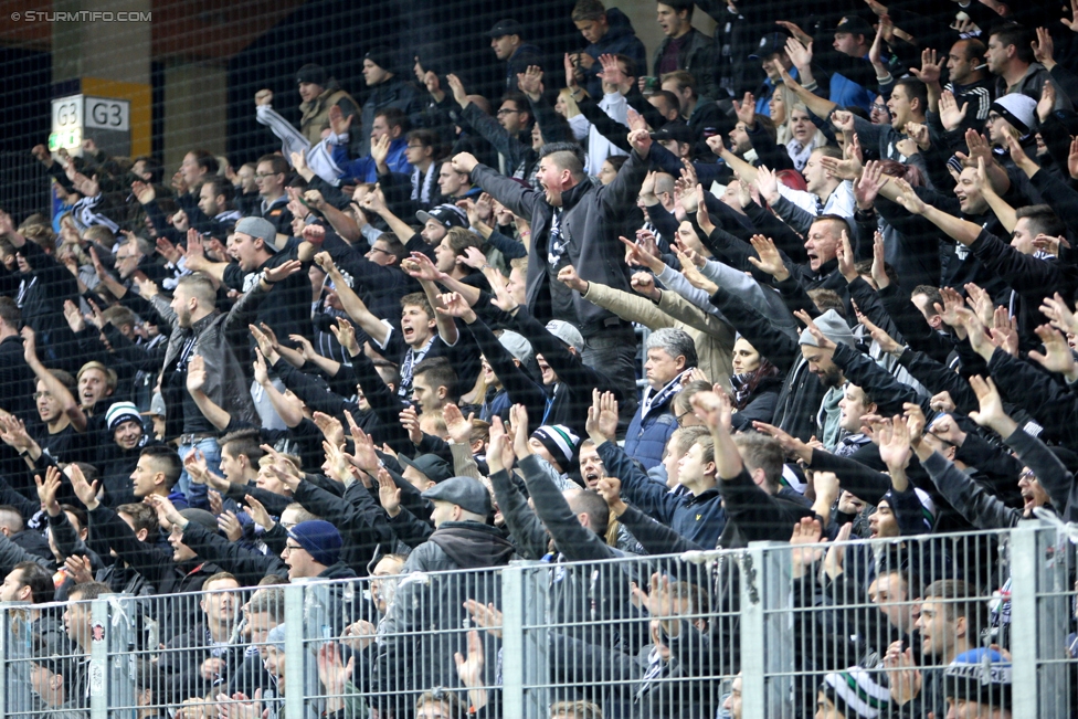 St. Poelten - Sturm Graz
OEFB Cup, 3. Runde, SKN St. Poelten - SK Sturm Graz, Arena St. Poelten, 26.10.2016. 

Foto zeigt Fans von Sturm
