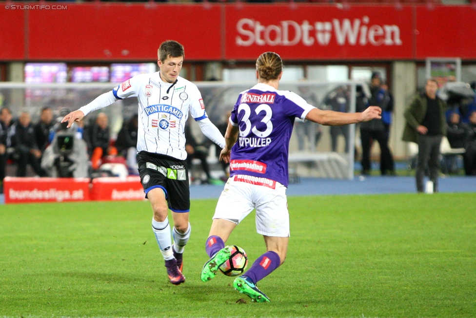 Austria Wien - Sturm Graz
Oesterreichische Fussball Bundesliga, 13. Runde, FK Austria Wien - SK Sturm Graz, Ernst Happel Stadion Wien, 30.10.2016. 

Foto zeigt Deni Alar (Sturm) und Lukas Rotpuller (Austria)
