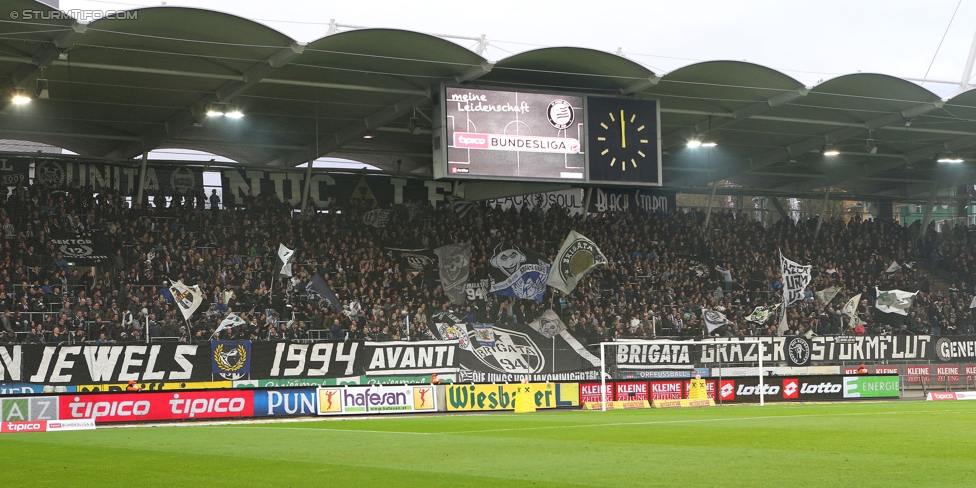 Sturm Graz - St. Poelten
Oesterreichische Fussball Bundesliga, 14. Runde, SK Sturm Graz - SKN St. Poelten, Stadion Liebenau Graz, 05.11.2016. 

Foto zeigt Fans von Sturm
