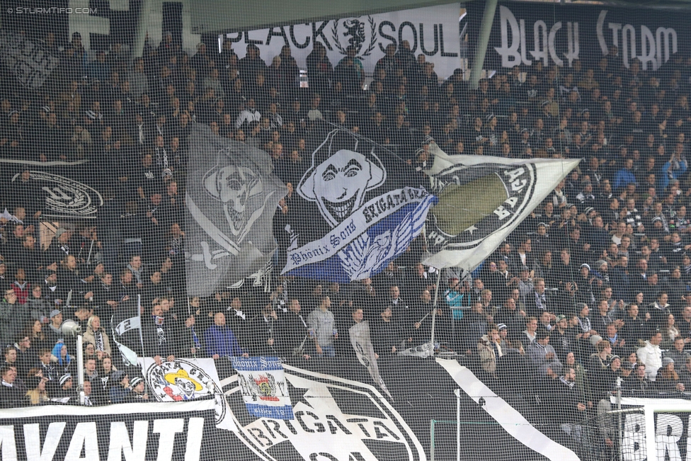 Sturm Graz - St. Poelten
Oesterreichische Fussball Bundesliga, 14. Runde, SK Sturm Graz - SKN St. Poelten, Stadion Liebenau Graz, 05.11.2016. 

Foto zeigt Fans von Sturm
