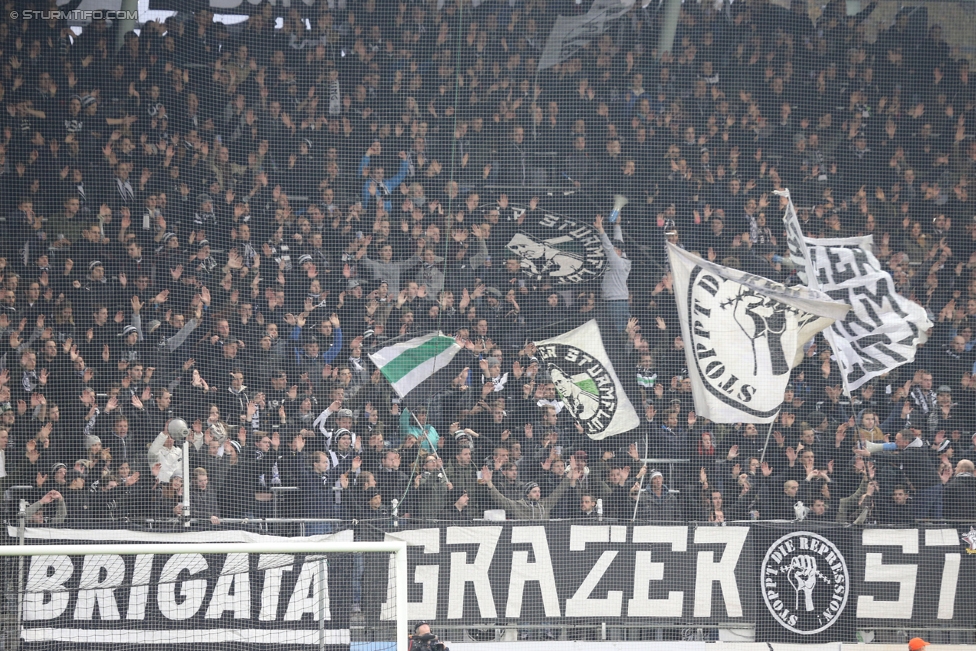 Sturm Graz - St. Poelten
Oesterreichische Fussball Bundesliga, 14. Runde, SK Sturm Graz - SKN St. Poelten, Stadion Liebenau Graz, 05.11.2016. 

Foto zeigt Fans von Sturm
