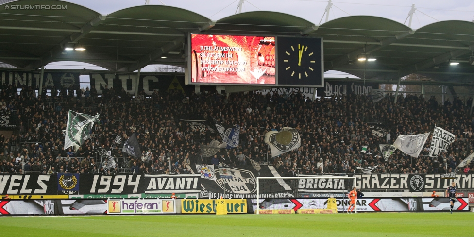 Sturm Graz - St. Poelten
Oesterreichische Fussball Bundesliga, 14. Runde, SK Sturm Graz - SKN St. Poelten, Stadion Liebenau Graz, 05.11.2016. 

Foto zeigt Fans von Sturm
