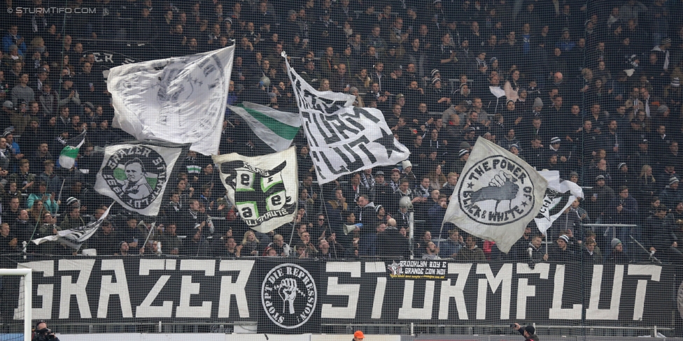 Sturm Graz - St. Poelten
Oesterreichische Fussball Bundesliga, 14. Runde, SK Sturm Graz - SKN St. Poelten, Stadion Liebenau Graz, 05.11.2016. 

Foto zeigt Fans von Sturm
