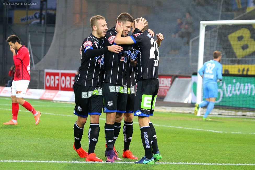 Sturm Graz - St. Poelten
Oesterreichische Fussball Bundesliga, 14. Runde, SK Sturm Graz - SKN St. Poelten, Stadion Liebenau Graz, 05.11.2016. 

Foto zeigt Sandi Lovric (Sturm), Deni Alar (Sturm) und Fabian Koch (Sturm)
Schlüsselwörter: torjubel