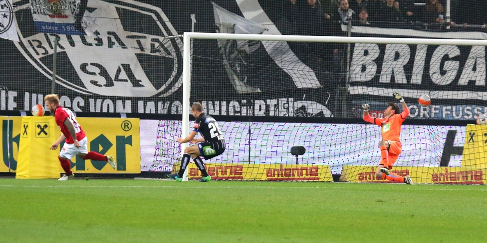 Sturm Graz - St. Poelten
Oesterreichische Fussball Bundesliga, 14. Runde, SK Sturm Graz - SKN St. Poelten, Stadion Liebenau Graz, 05.11.2016. 

Foto zeigt Marcel Holzmann (St. Poelten), Fabian Koch (Sturm) und Christian Gratzei (Sturm)
Schlüsselwörter: tor