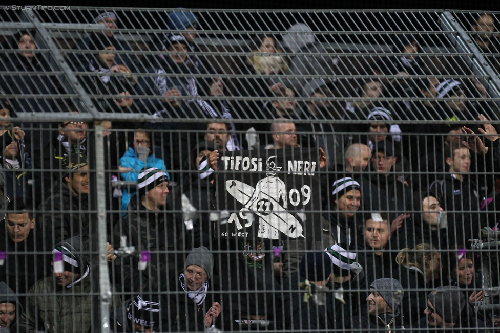 Altach - Sturm Graz
Oesterreichische Fussball Bundesliga, 15. Runde, SC Rheindorf Altach - SK Sturm Graz, Stadion Schnabelholz Altach, 19.11.2016. 

Foto zeigt Fans von Sturm
